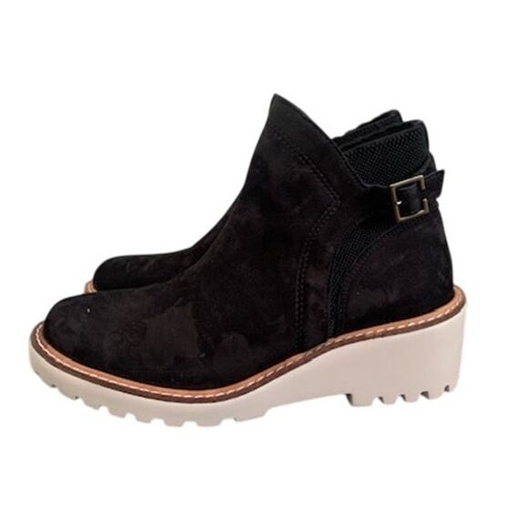 GB-Chunky Fashion Bootie-Slip On Ankle Boots-Black-Suede-Womens-Size 6.5 - Picture 2 of 8